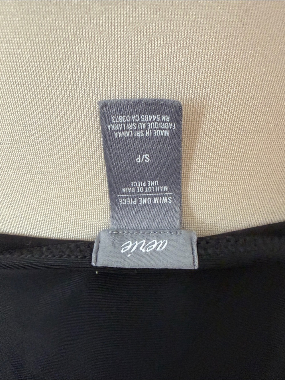 aerie Black Strappy Full Coverage V-Neck One-Piece Sz S Beachwear Vacation - Picture 2 of 9